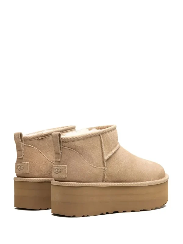 UGG STIVALE CLASSIC ULTRA MINI